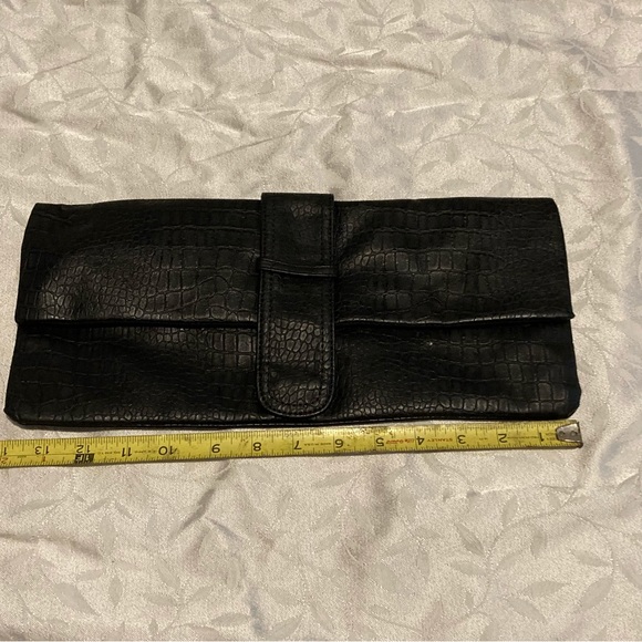 BLACK CLUTCH BAG SNAP TEXTURED PURSE - Picture 2 of 6